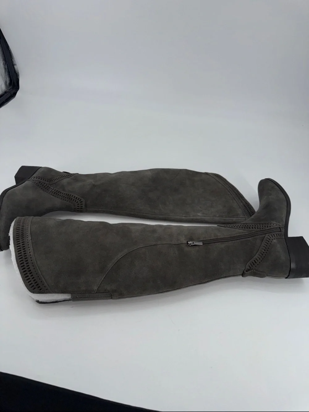 NWOT Vince Camuto Over-the-Knee Suede Boots in Charcoal Gray size 9